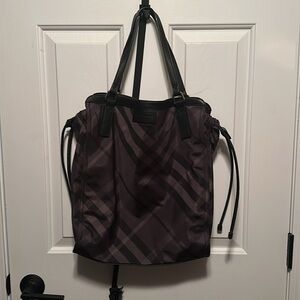 Burberry Buckleigh tote